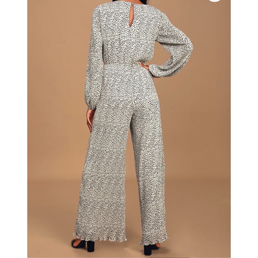 Lulus Wide Leg Jumpsuit Womens M Cream Black Dotted Balloon Sleeve NWT Jumpsuit - Picture 3 of 7